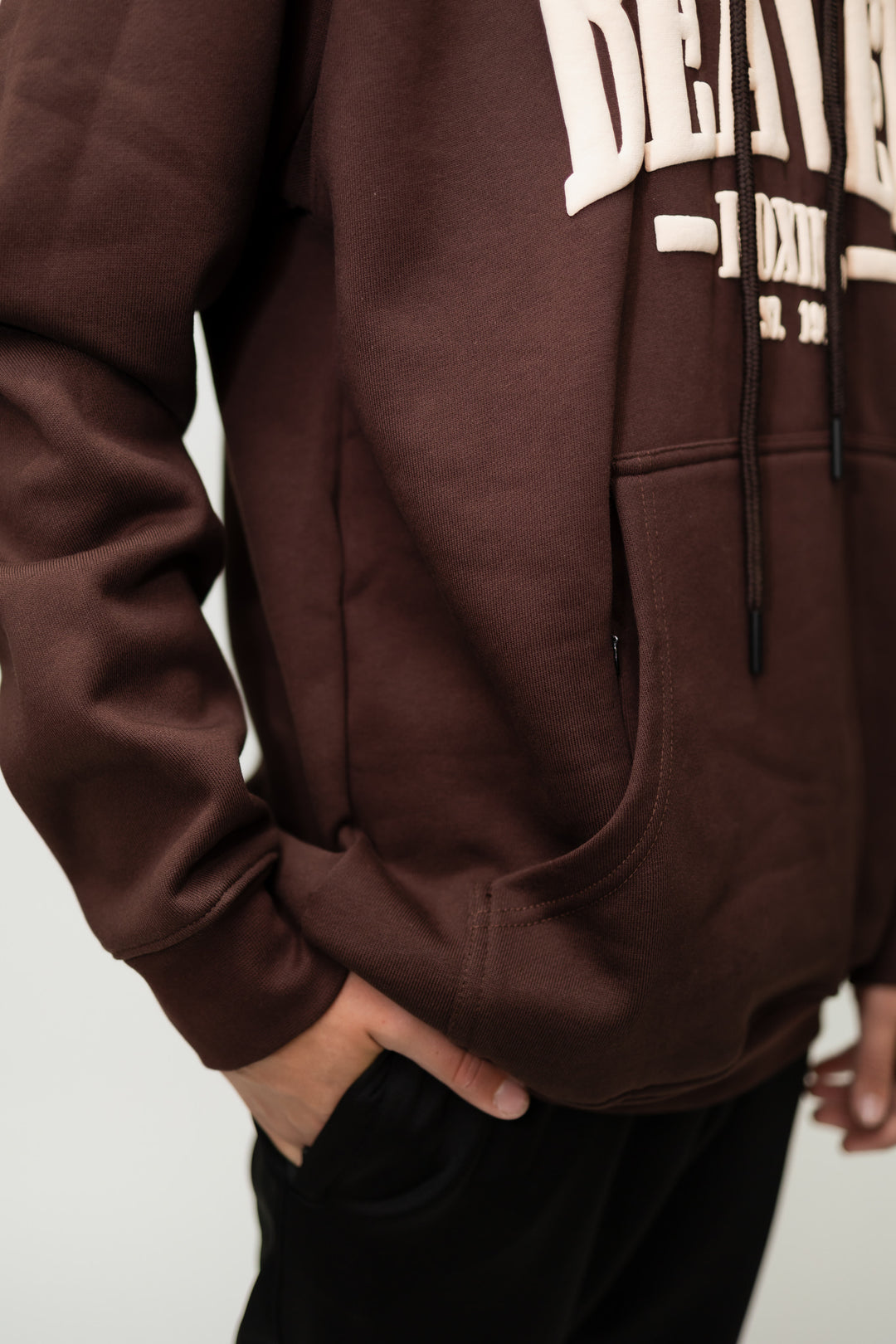 HEAVY DUTY HOODED SWEATSHIRT BEAVER BOXING - BROWN