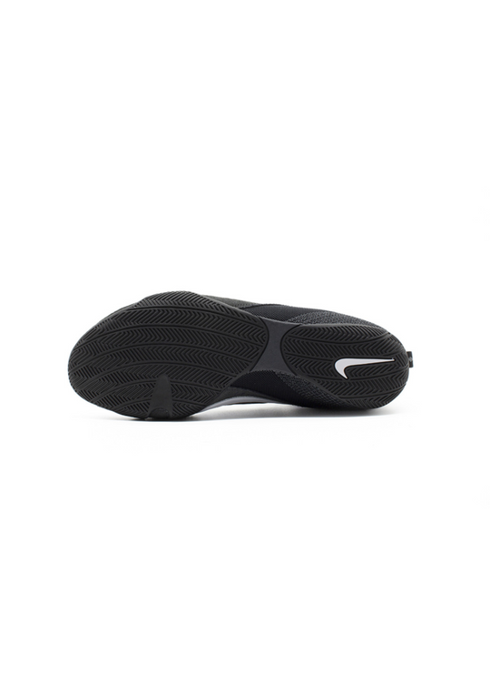 Nike Machomai 3 - Black / White