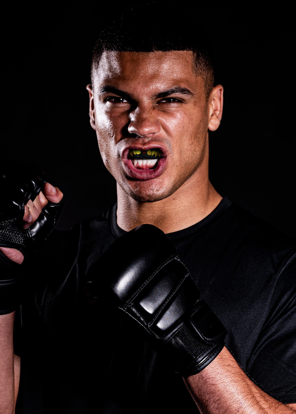 OPRO Gold Level Jawz Mouthguard - Black/Red/Gold