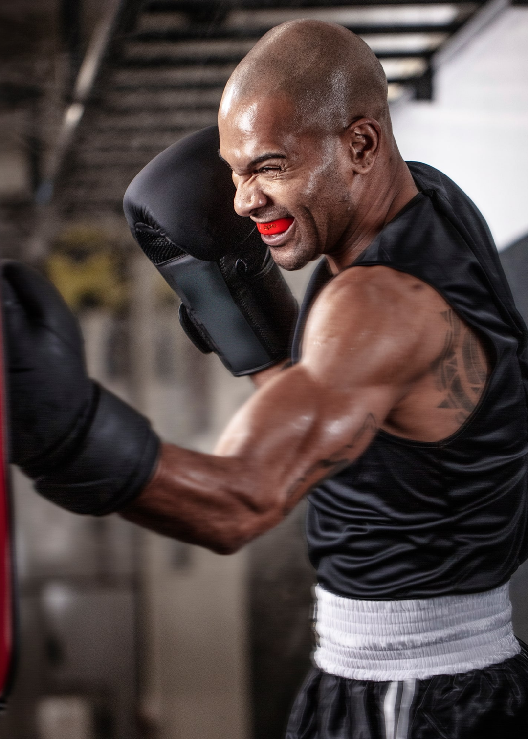 OPRO Silver Level Mouthguard - Red/Dark Blue