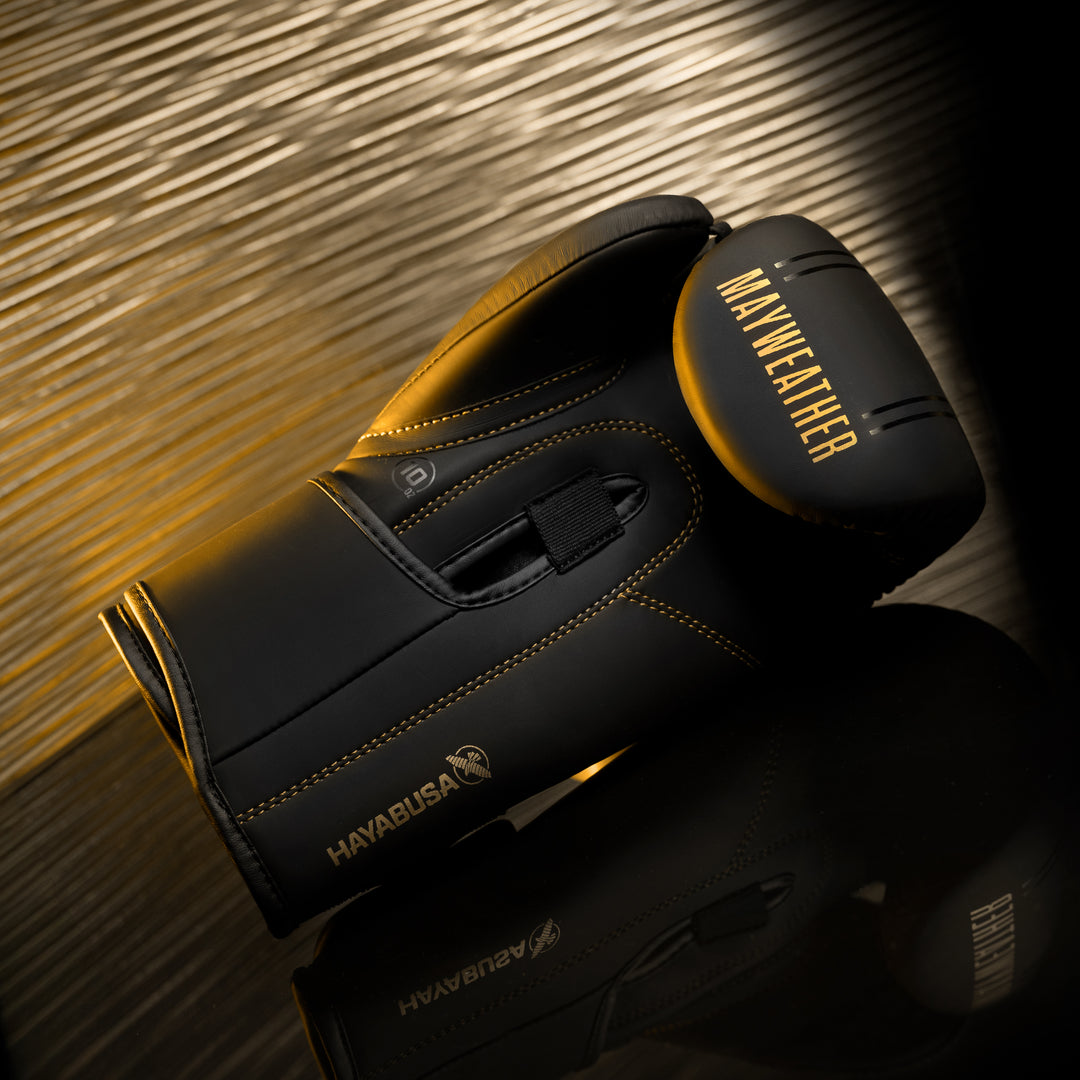 Mayweather Contender Boxing Gloves - Black / Gold